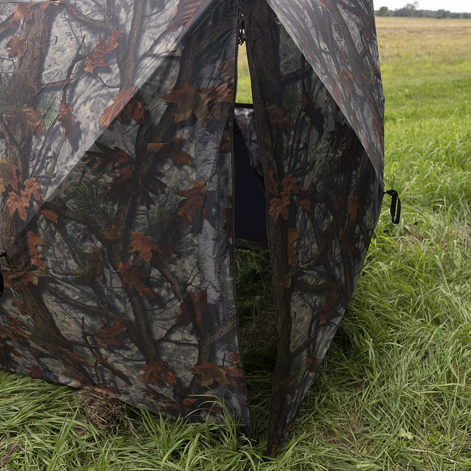 Hunting Blind 2 person Pop Up Shelter Bloodtrail Woodland